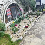 Jacky's - в влас